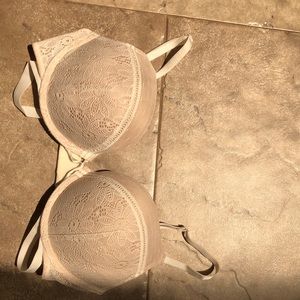 Victoria secret 32d bombshell bra